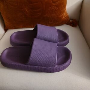 Bronax Slide Sandals